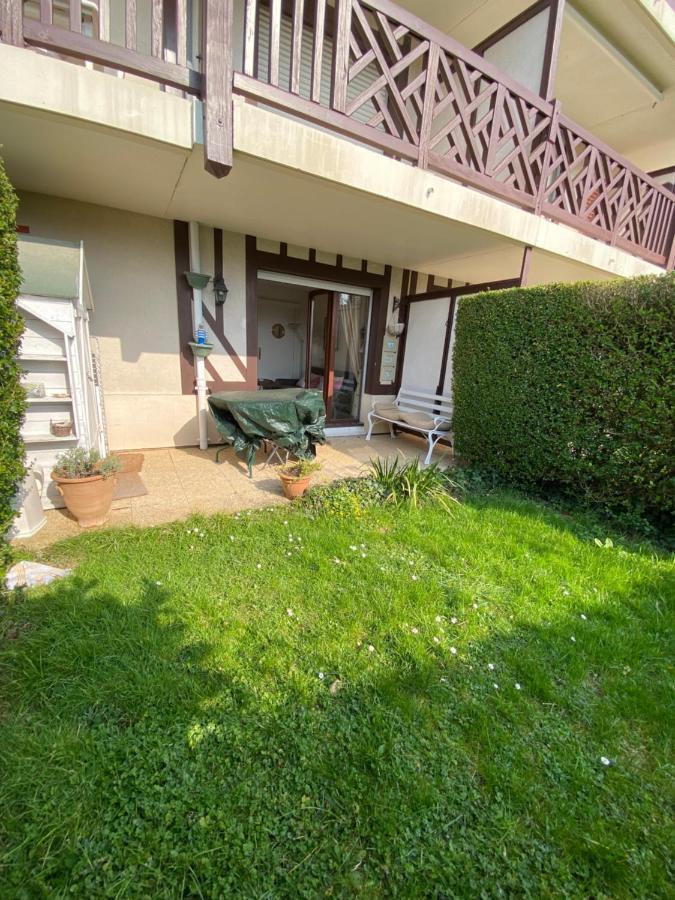 Studio En Rez De Jardin -"Le Petit Nid" A Trouville Bagian luar foto