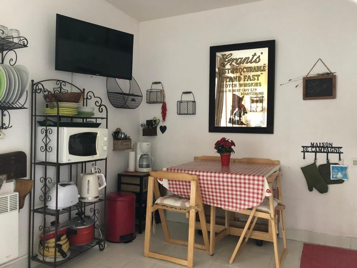Studio En Rez De Jardin -"Le Petit Nid" A Trouville Bagian luar foto